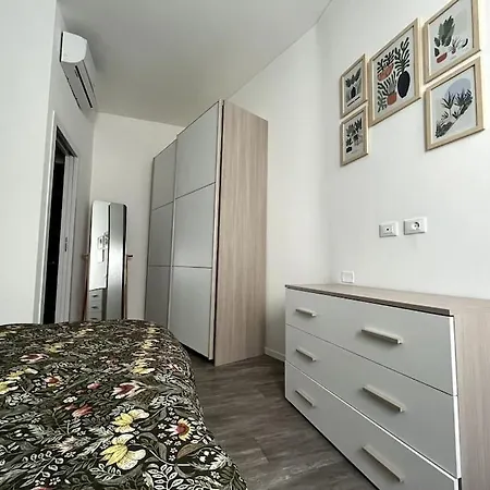 Delfico Cozy Apartment Milan Exterior photo
